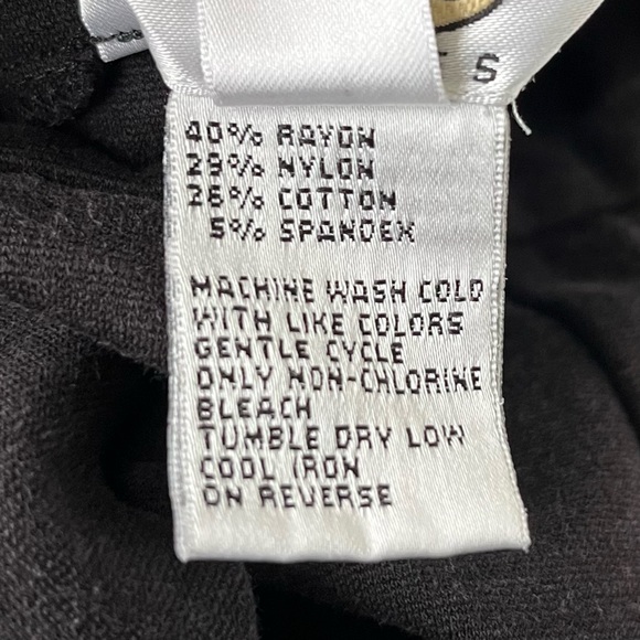 •Talbots• Charcoal Gray Ponte Knit Crop Pants - Size Medium - Picture 6 of 7